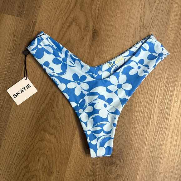 Skatie Other - Skatie NWT Bikini Bottoms - XL
